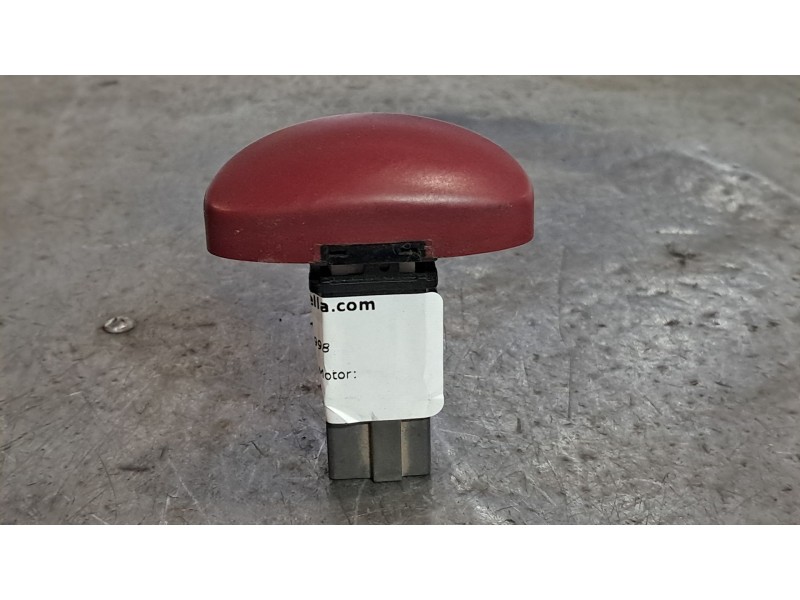 Recambio de warning para peugeot 206 berlina xr referencia OEM IAM    Recambio de warning para peugeot 206 berlina xr referencia OEM IAM