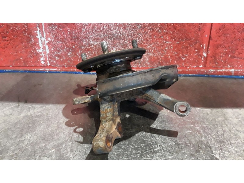 Recambio de mangueta delantero derecha para hyundai accent referencia OEM IAM    Recambio de mangueta delantero derecha para hyundai accent referencia OEM IAM