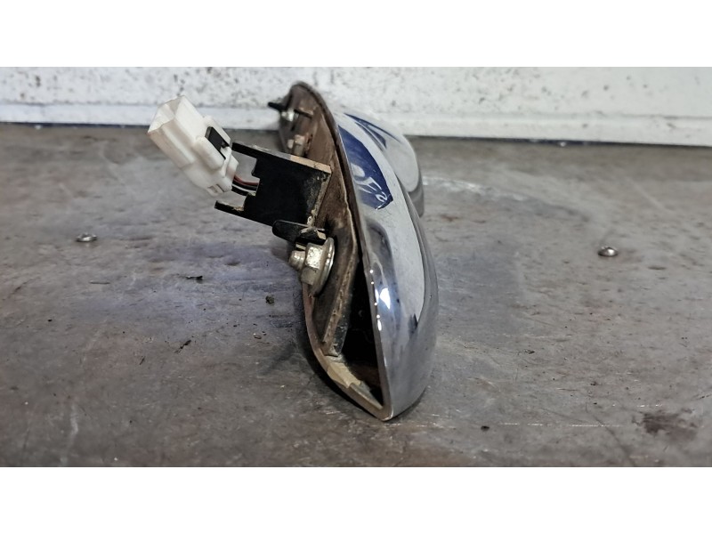 Recambio de maneta exterior porton para fiat 500 1.2 8v 69 lounge referencia OEM IAM   