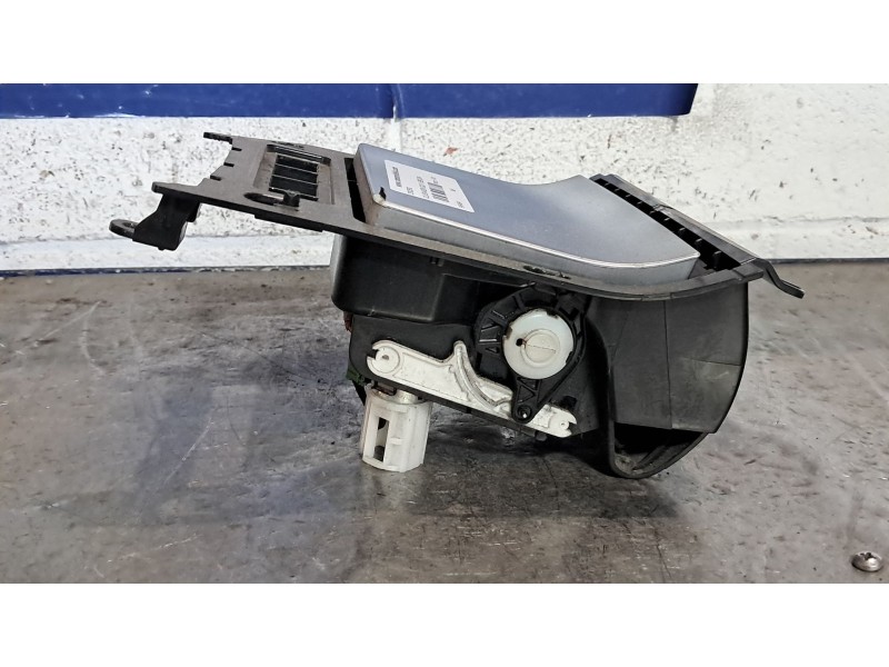 Recambio de cenicero para volkswagen golf v berlina (1k1) gti referencia OEM IAM   