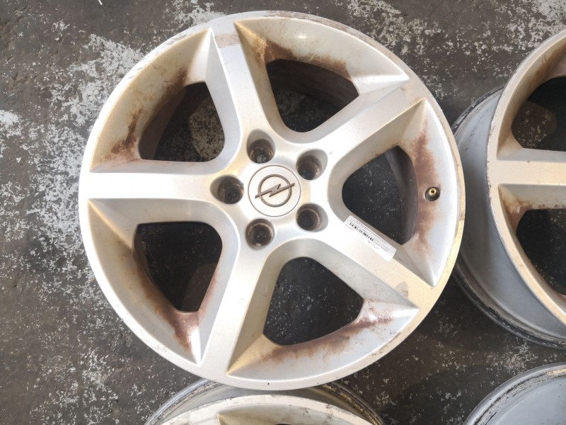 Recambio de juego de llantas para opel astra h ber.  | 0.06 - ...  | 0.06 - ... referencia OEM IAM 7Jx17´´  