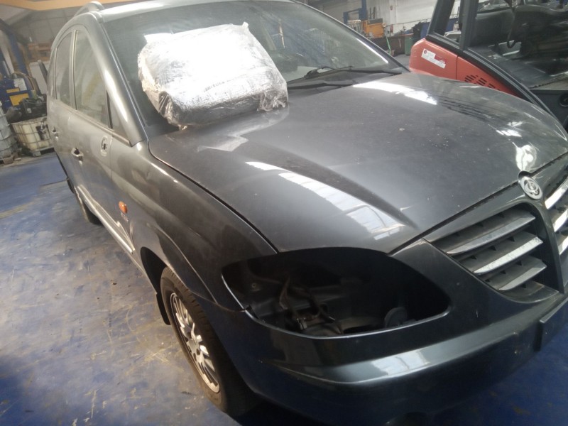 ssangyong rodius del año 2006