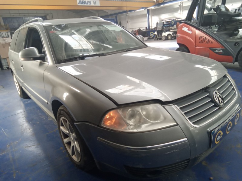volkswagen passat variant (3b6) del año 2004