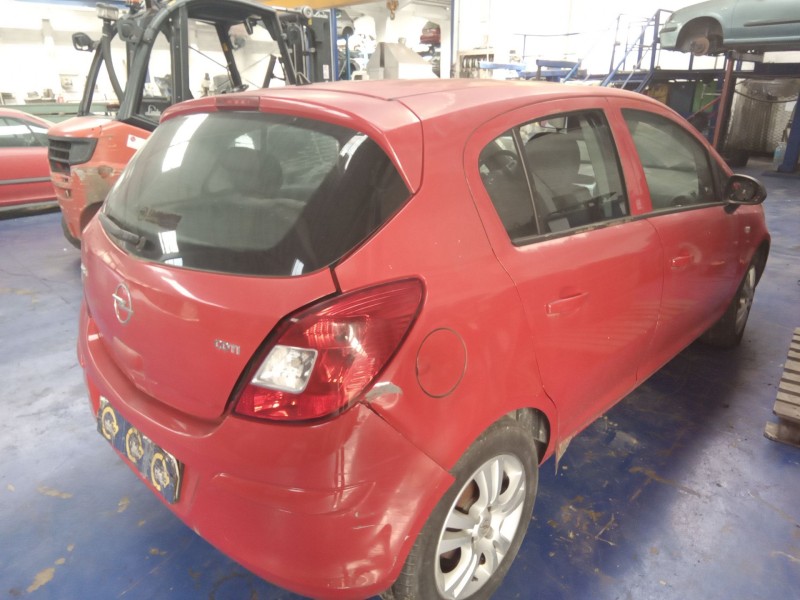 opel corsa d del año 2010