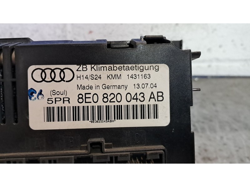 Recambio de mando climatizador para audi a4 avant (8e) 2.5 tdi referencia OEM IAM 8E0820043AB  
