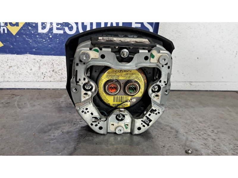 Recambio de volante para audi a4 avant (8e) 2.5 tdi referencia OEM IAM 8P0880201AK  