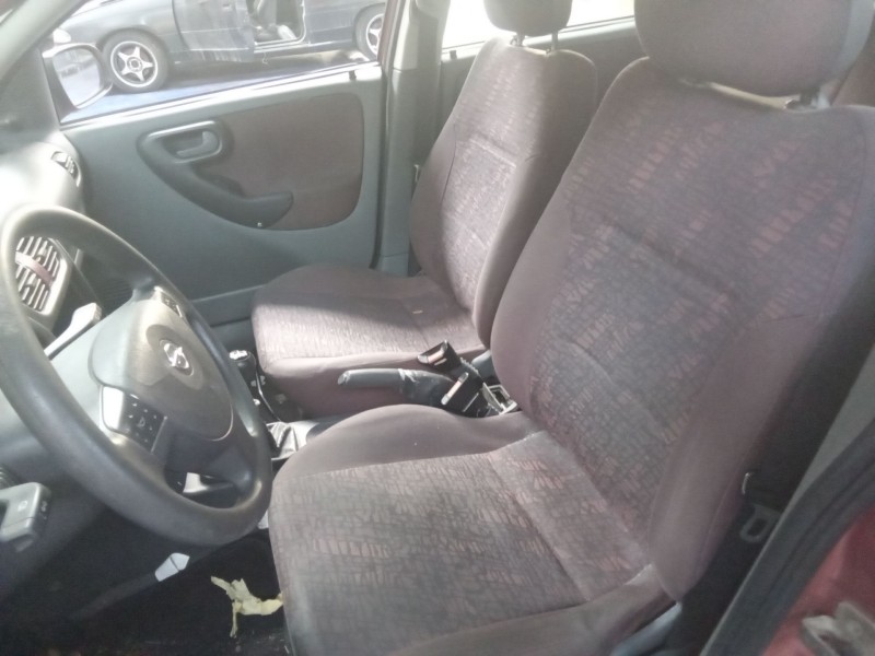 opel corsa c del año 2001