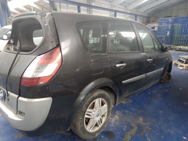 renault scenic ii del año 2005