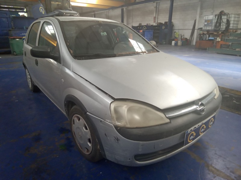 opel corsa c del año 2003
