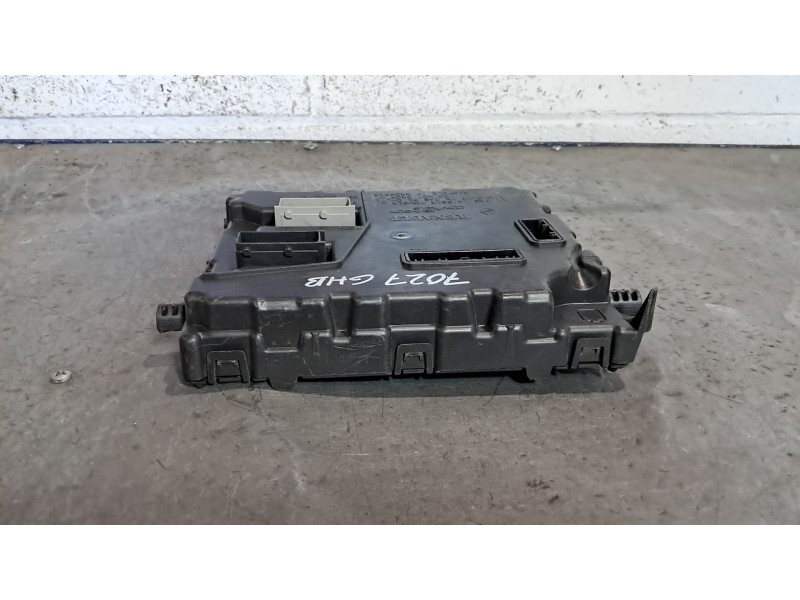 Recambio de centralita bcm para renault kangoo authentique referencia OEM IAM BCM N2  