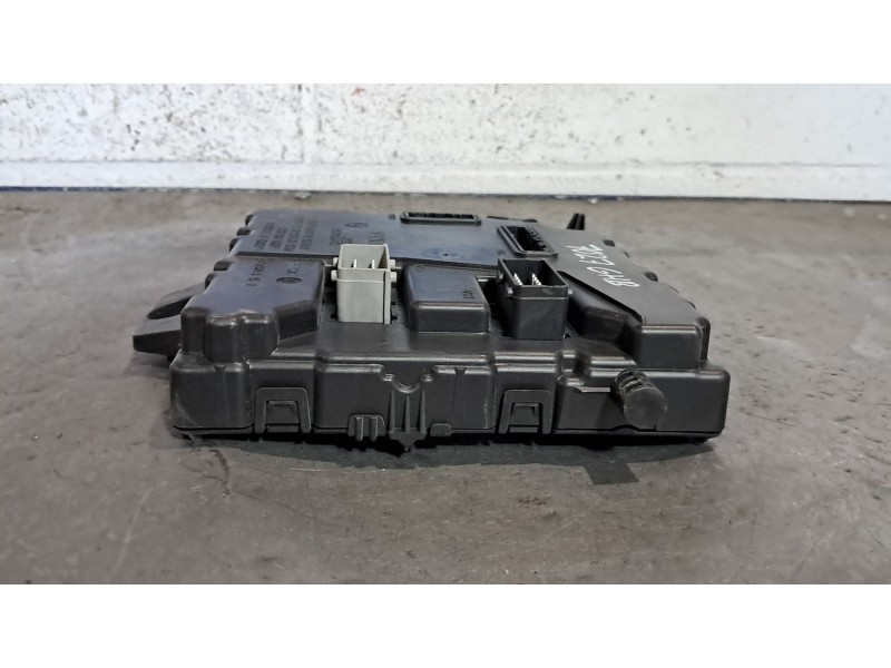 Recambio de centralita bcm para renault kangoo authentique referencia OEM IAM BCM N2  