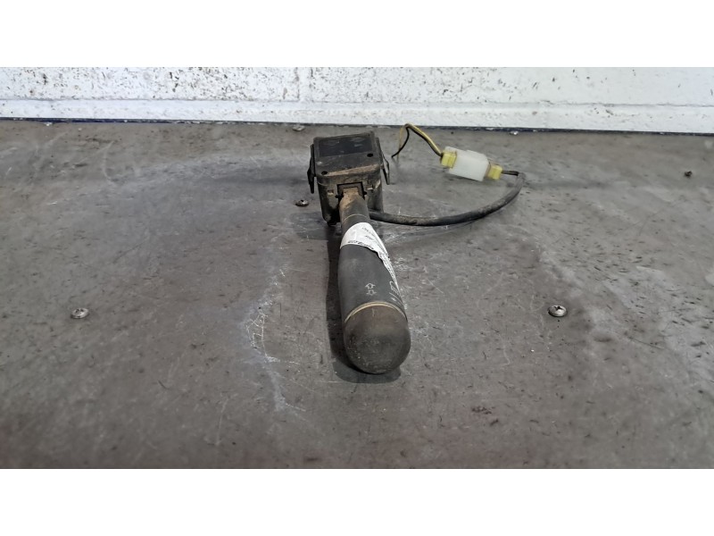 Recambio de mando intermitentes para nissan trade caja/chasis 3.0 referencia OEM IAM   