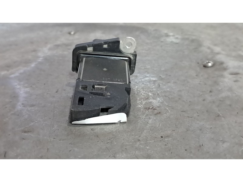 Recambio de caudalimetro para ford ranger referencia OEM IAM 8V2112B579AA  