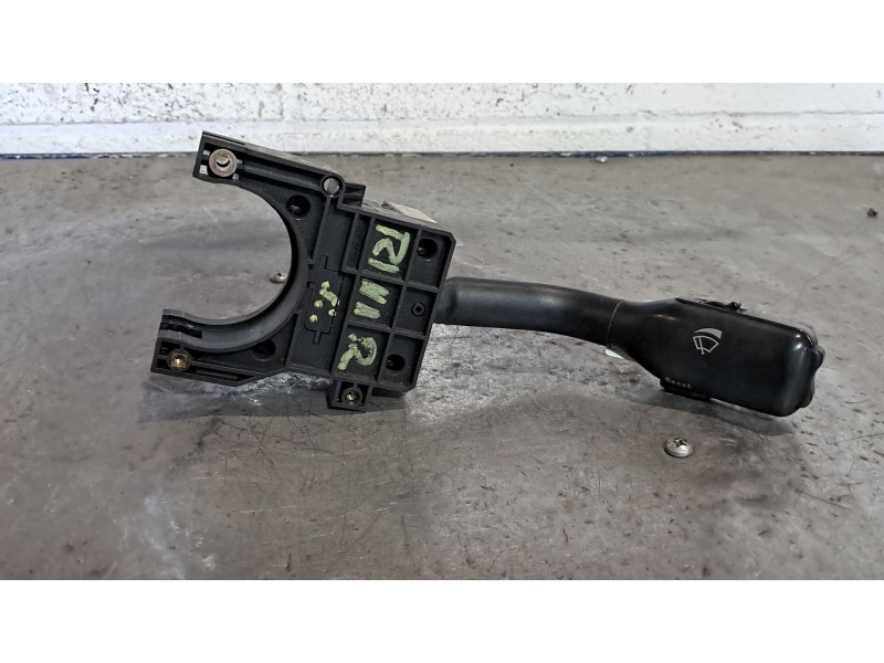 Recambio de mando limpia para audi a4 1.9 tdi referencia OEM IAM   