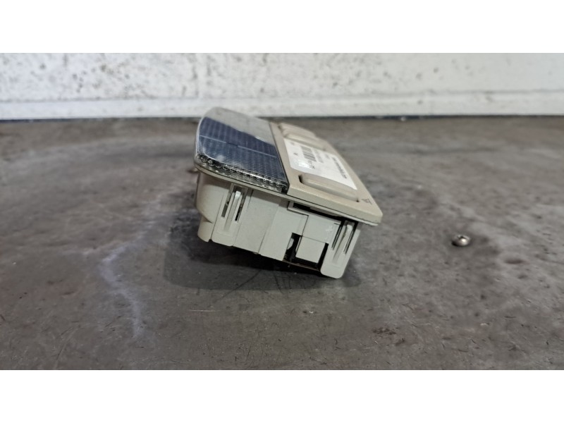 Recambio de luz interior para seat ibiza (6j5) sport referencia OEM IAM   