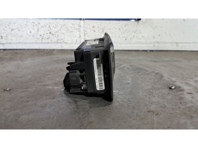 Recambio de mando climatizador para seat ibiza (6j5) sport referencia OEM IAM 6J0820043  