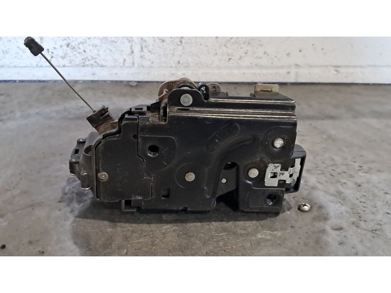 Recambio de cerradura puerta delantera derecha para seat ibiza (6l1) 1.9 sdi referencia OEM IAM   