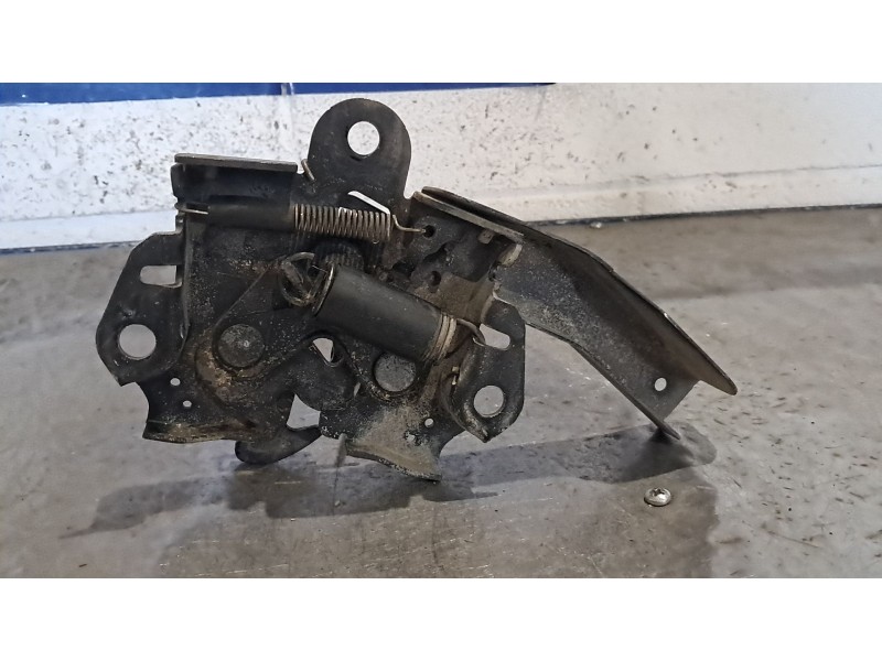 Recambio de cerradura capot para ford ranger referencia OEM IAM   