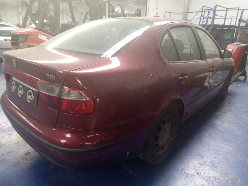 seat toledo (1m2) del año 1999