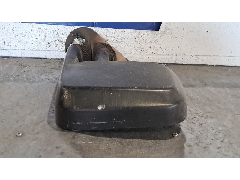 Recambio de retrovisor izquierdo para nissan trade caja/chasis 3.0 referencia OEM IAM MANUAL  