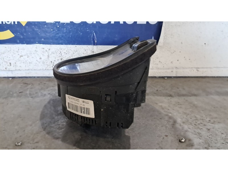 Recambio de cuadro instrumentos para audi a4 avant (8e) 1.9 tdi referencia OEM IAM 8E0820933SX  