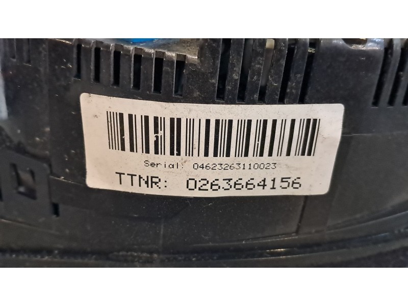 Recambio de cuadro instrumentos para audi a4 avant (8e) 1.9 tdi referencia OEM IAM 8E0820933SX  