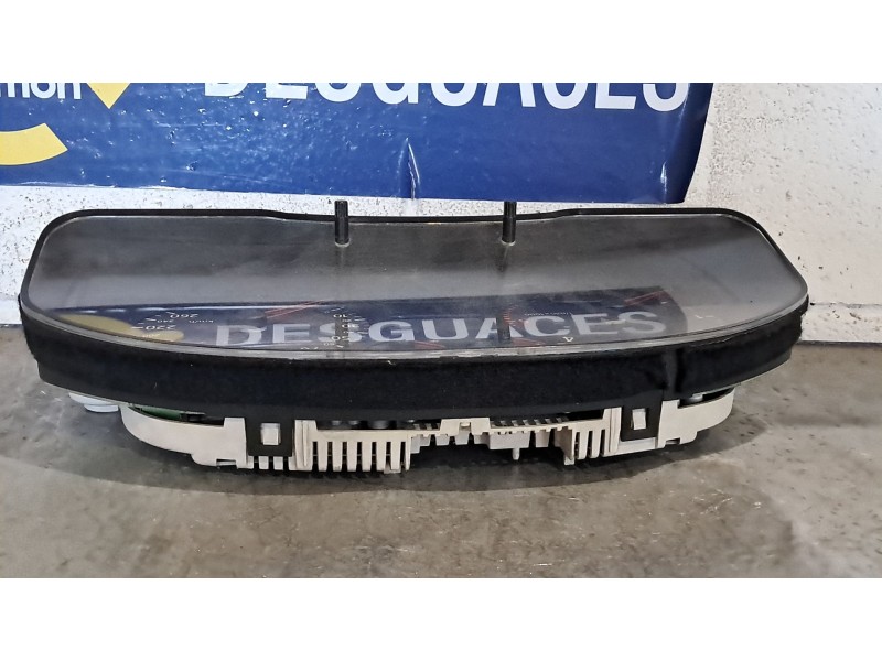 Recambio de cuadro instrumentos para audi a4 1.9 tdi referencia OEM IAM 8D0920900R 09053439804 