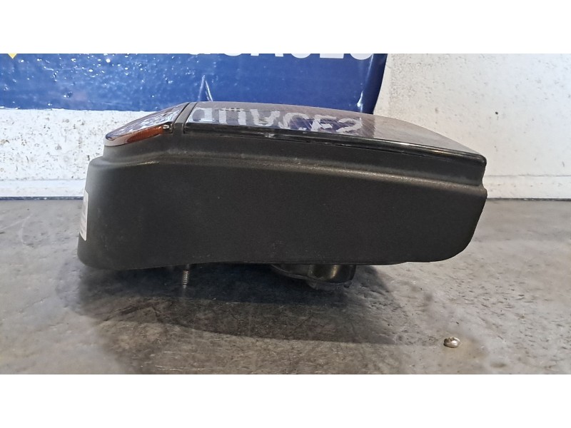 Recambio de piloto trasero derecho para volkswagen golf iii berlina (1h1) 1.6 referencia OEM IAM   