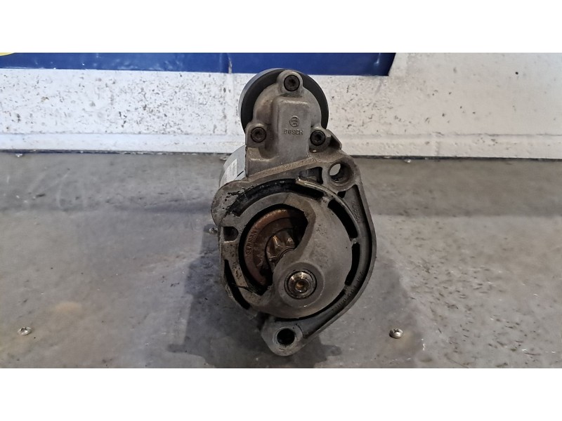 Recambio de motor arranque para audi a4 avant (8e) 1.9 tdi referencia OEM IAM 0001110128  