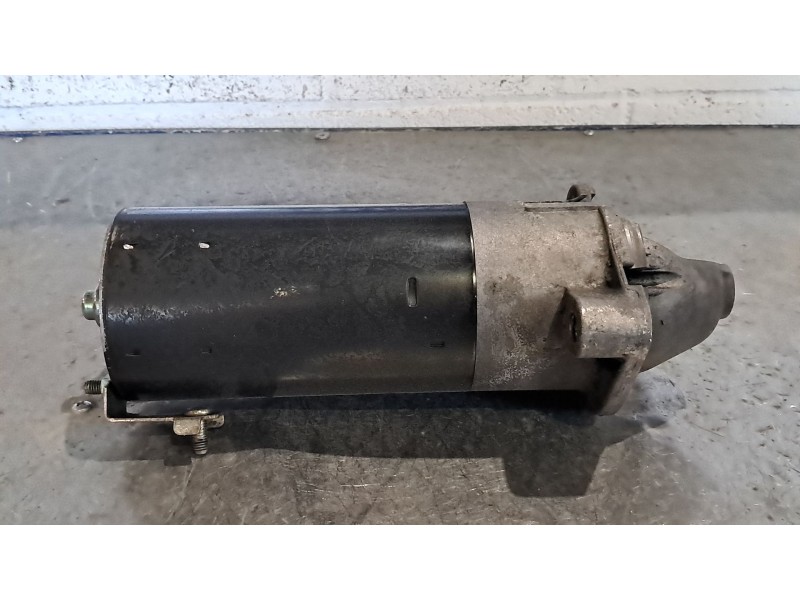 Recambio de motor arranque para audi a4 avant (8e) 1.9 tdi referencia OEM IAM 0001110128  