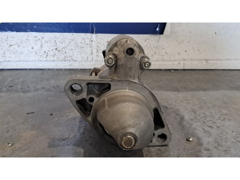 Recambio de motor arranque para toyota auris active referencia OEM IAM 281000R010  