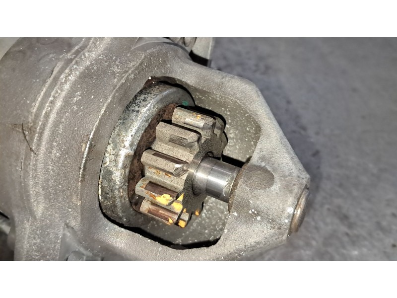 Recambio de motor arranque para toyota auris active referencia OEM IAM 281000R010  