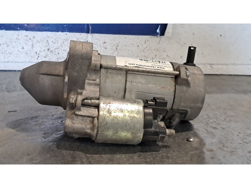 Recambio de motor arranque para toyota auris active referencia OEM IAM 281000R010  