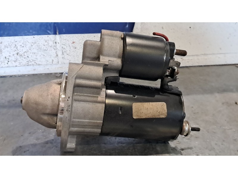Recambio de motor arranque para audi a4 1.8 referencia OEM IAM WS04227 MAWS37441 