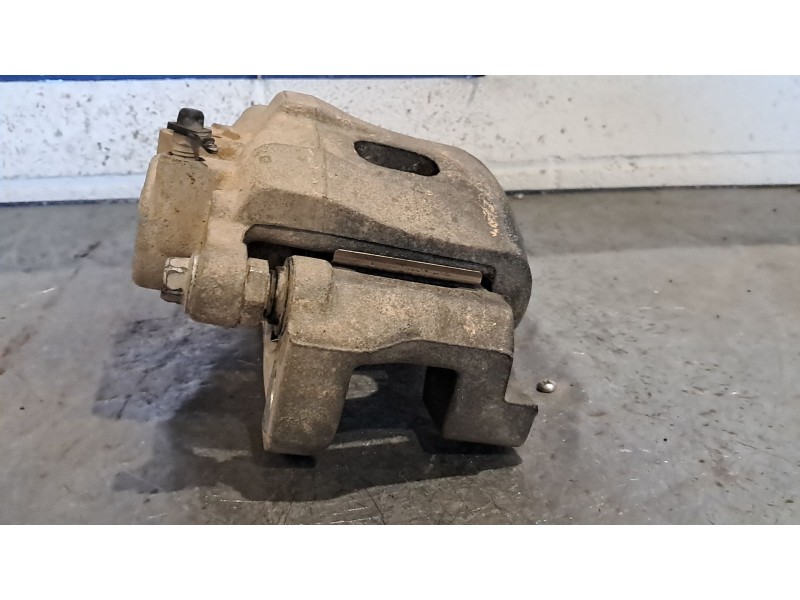 Recambio de pinza freno delantera izquierda para ford ranger referencia OEM IAM   