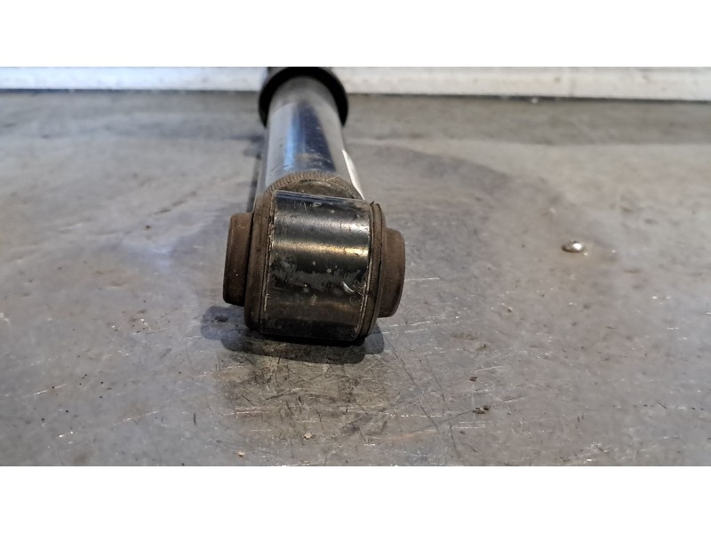 Recambio de amortiguador trasero para citroen c4 cactus feel referencia OEM IAM 9809739290  