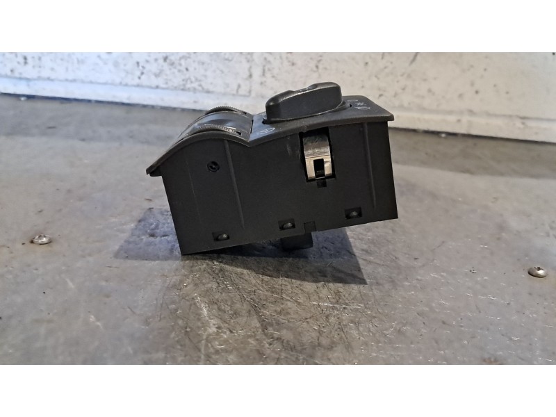 Recambio de mando luces para opel corsa c 1.2 16v cat (z 12 xe / lw4) referencia OEM IAM 1 NIEBLA  