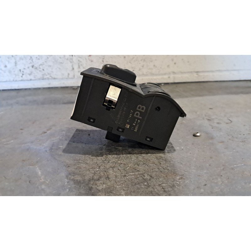 Recambio de mando luces para opel corsa c 1.2 16v cat (z 12 xe / lw4) referencia OEM IAM 1 NIEBLA  