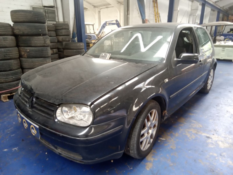 volkswagen golf iv berlina (1j1) del año 2000