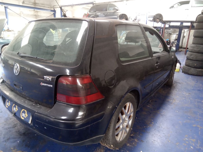 volkswagen golf iv berlina (1j1) del año 2000