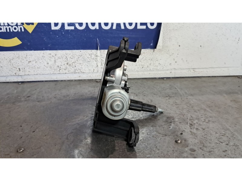 Recambio de motor limpia trasero para chevrolet orlando ltz referencia OEM IAM 95089590  