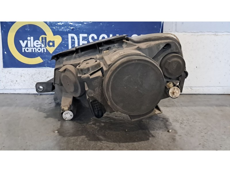Recambio de faro derecho para volkswagen passat berlina (3c2) 2.0 tdi referencia OEM IAM   