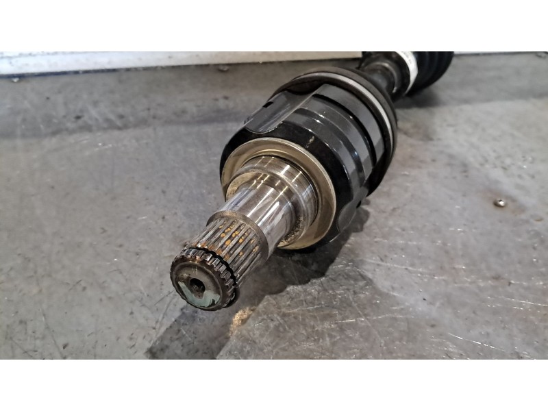 Recambio de transmision delantera izquierda para toyota auris active referencia OEM IAM 4342002630  