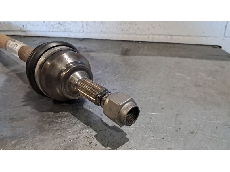 Recambio de transmision delantera derecha para citroen c3 1.4 collection referencia OEM IAM 9640127680  