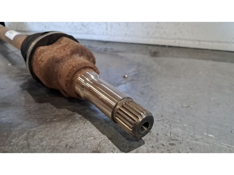 Recambio de transmision delantera derecha para citroen c3 1.4 collection referencia OEM IAM 9640127680  