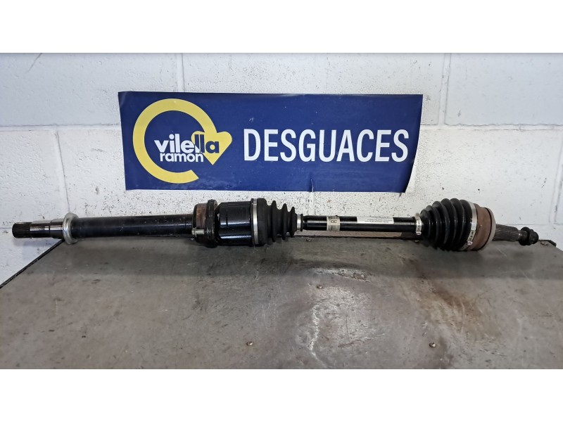 Recambio de transmision delantera derecha para toyota auris active referencia OEM IAM   