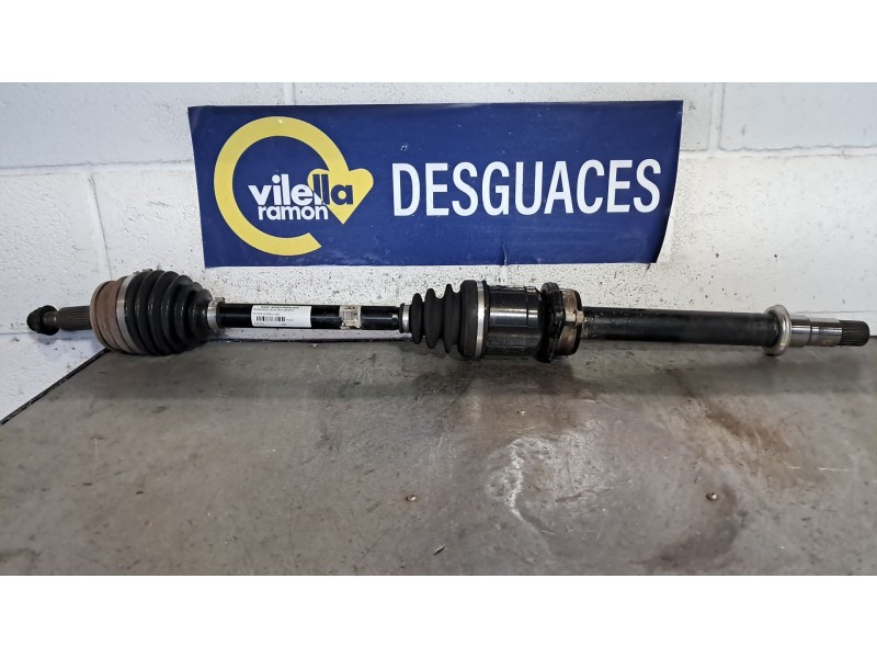 Recambio de transmision delantera derecha para toyota auris active referencia OEM IAM   