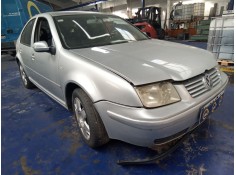 volkswagen bora berlina (1j2) del año 2000 2