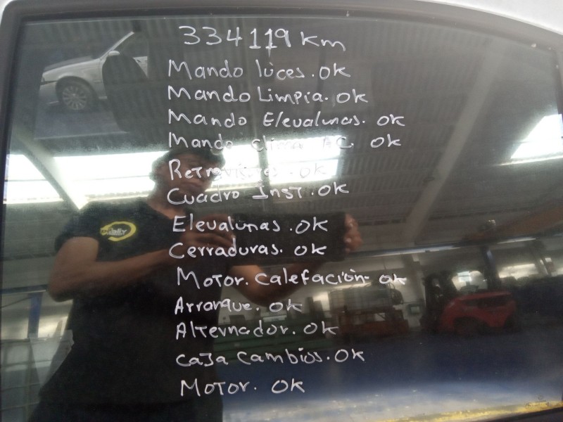 volkswagen bora berlina (1j2) del año 2000