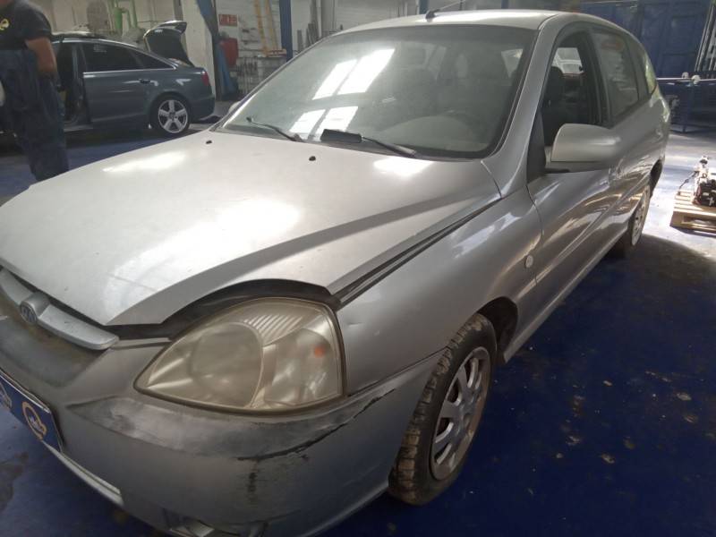 kia rio del año 2005 kia rio del año 2005